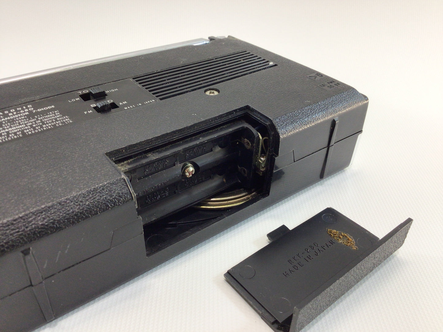 Vintage 9 Transistor AM FM Pocket Radio Panasonic Model RF-680 Analog Audio Electronics - Nonworking Parts Repair Display