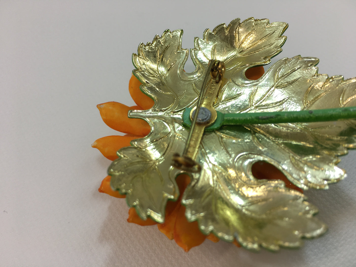 Flower Power Brooch Gold Yellow Green Dahlia Pin