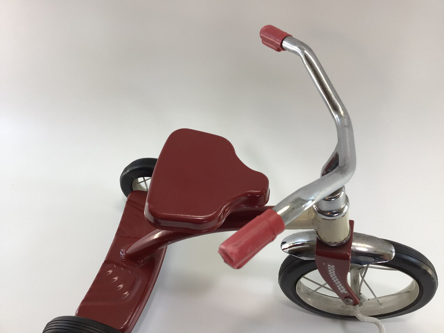 Miniature Roadmaster Tricycle Vintage Pressed Steel Toy Trike for Doll or Plush Animal Toy Display