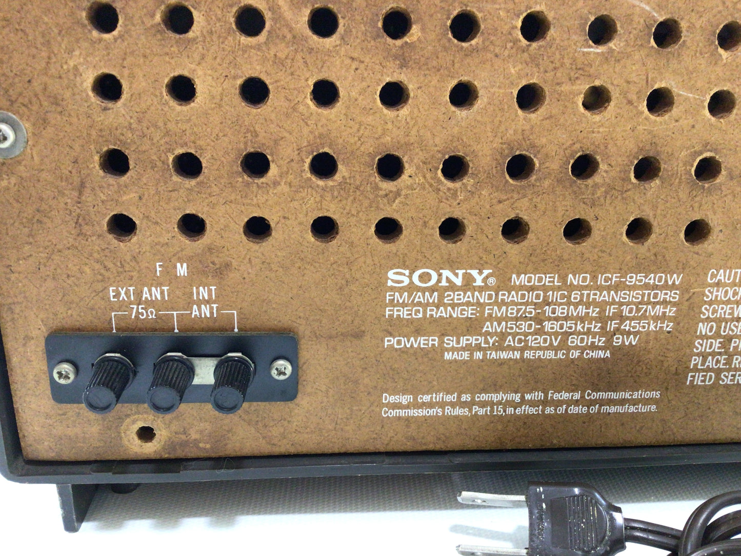 Sony High Fidelity AM/FM Radio Model ICF 9540W Vintage Electronics