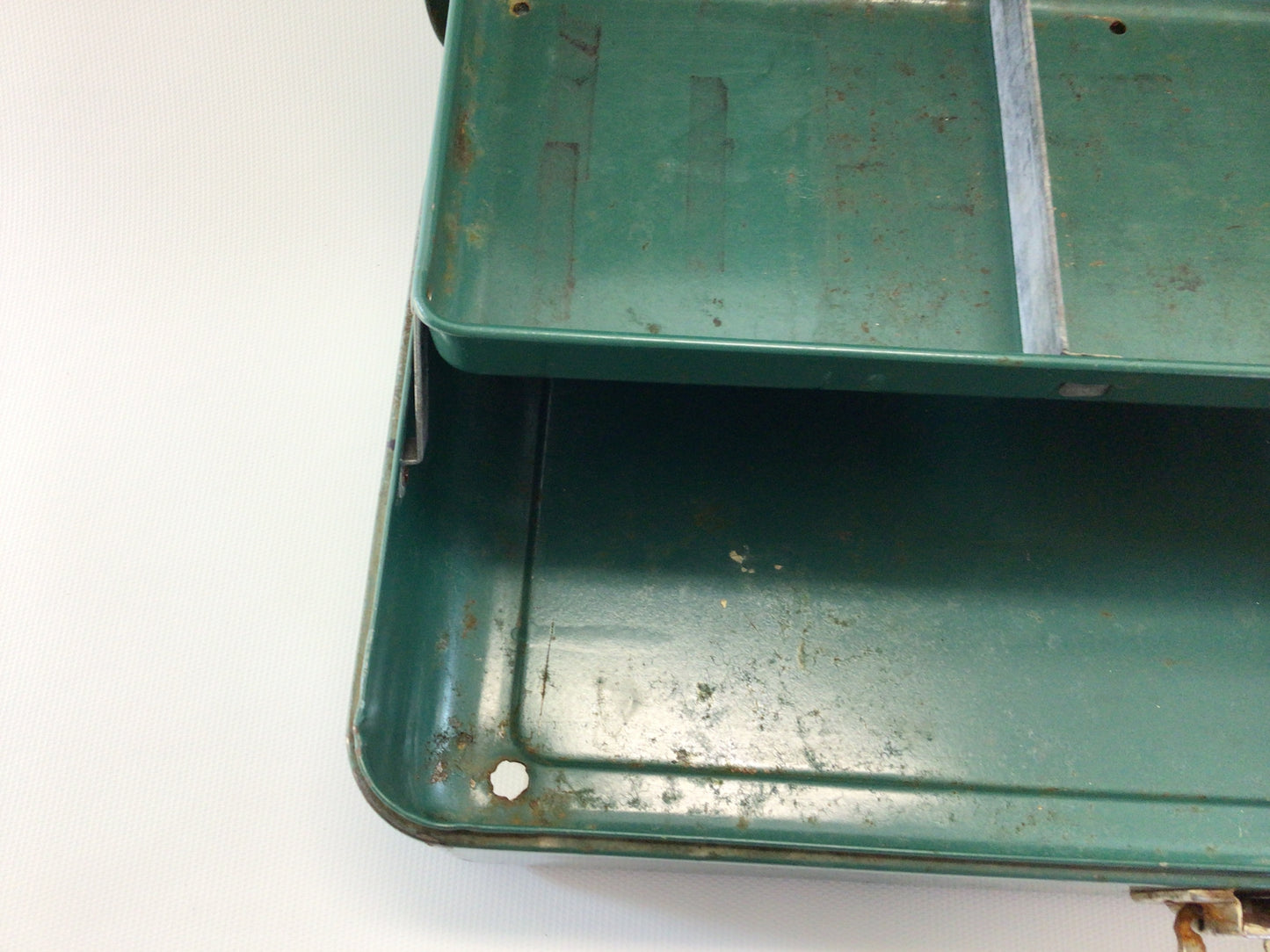 Green Victor Tool / Fishing Tackle Box Single Tray Storage Container Quality Made Mid Century Steel Construction