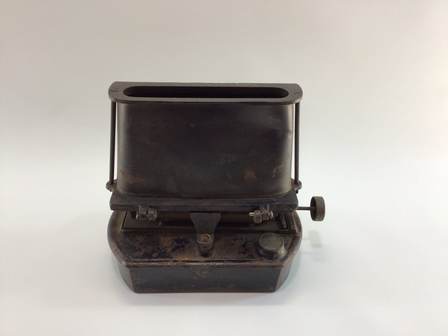 Antique Lamp Stove Acme Burnisher Company Kerosene Oil Burner Sad Iron Utility Heater