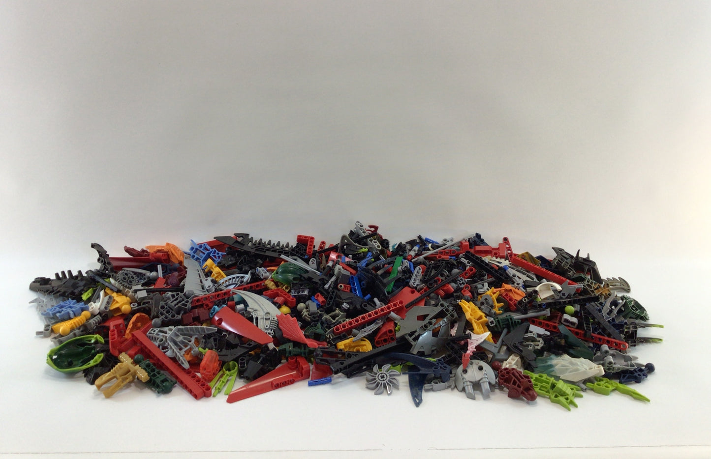 Lego Assorted Bionicle and Technics Parts and Pieces Lot