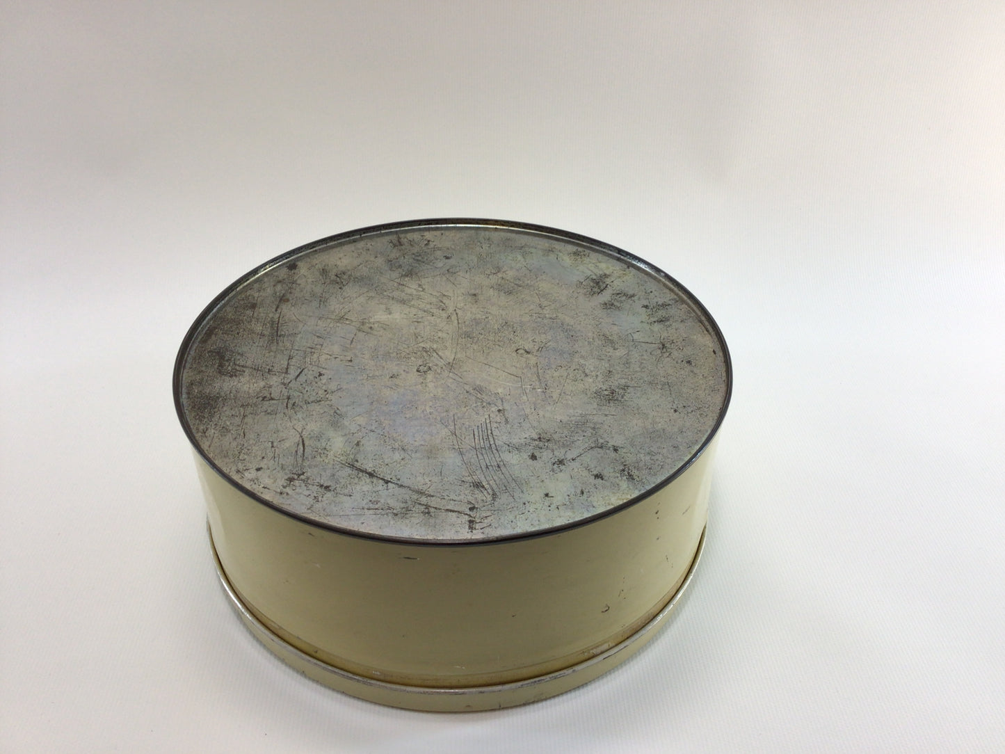 Smith's White Fruit Cake Tin Vintage Holiday Ephemera Gordon Smith Bakery Mobile Alabama