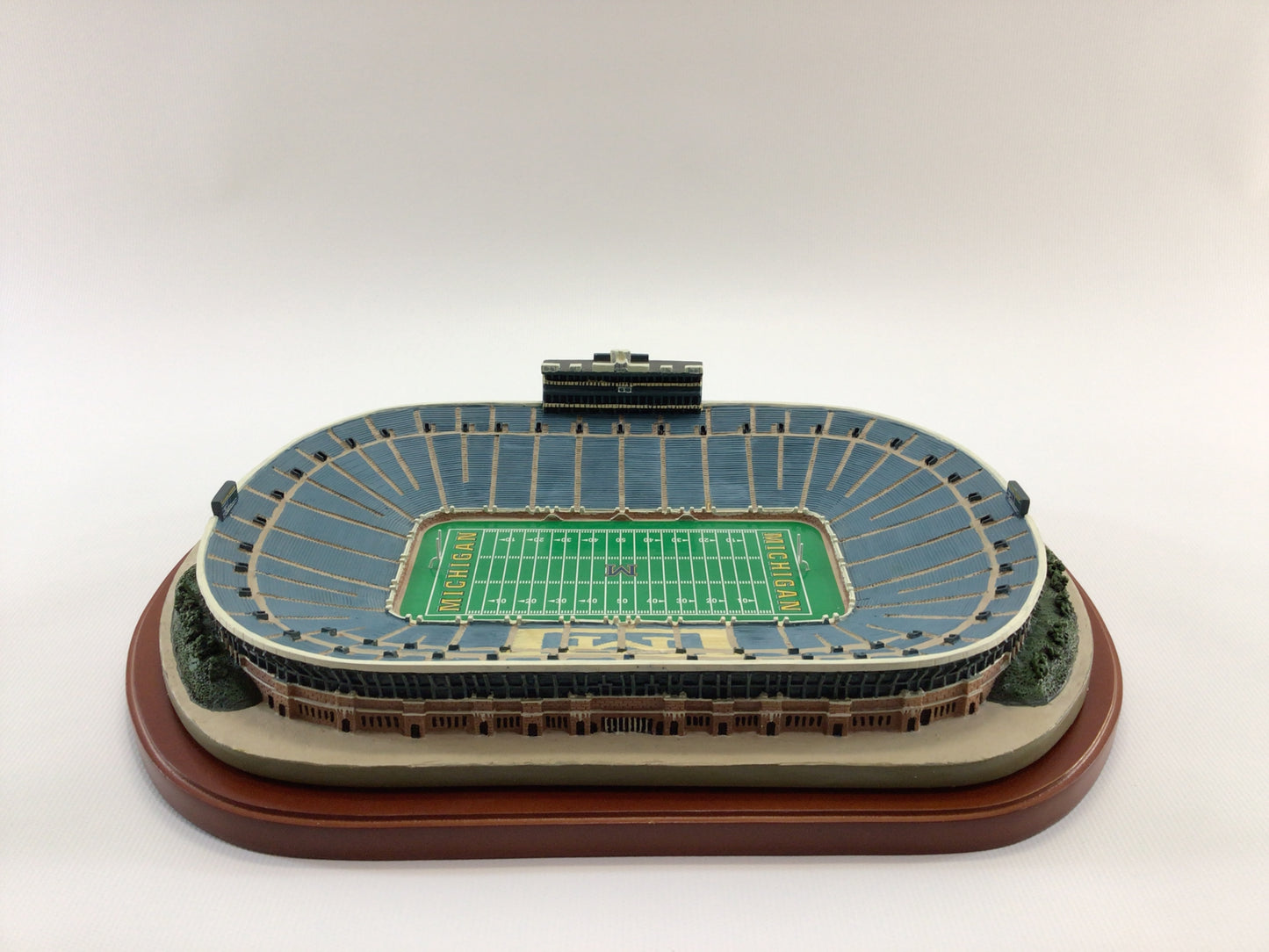 Big House University of Michigan Football Stadium Vintage 2000 Collegiate Collectibles Miniature Resin Field Replica