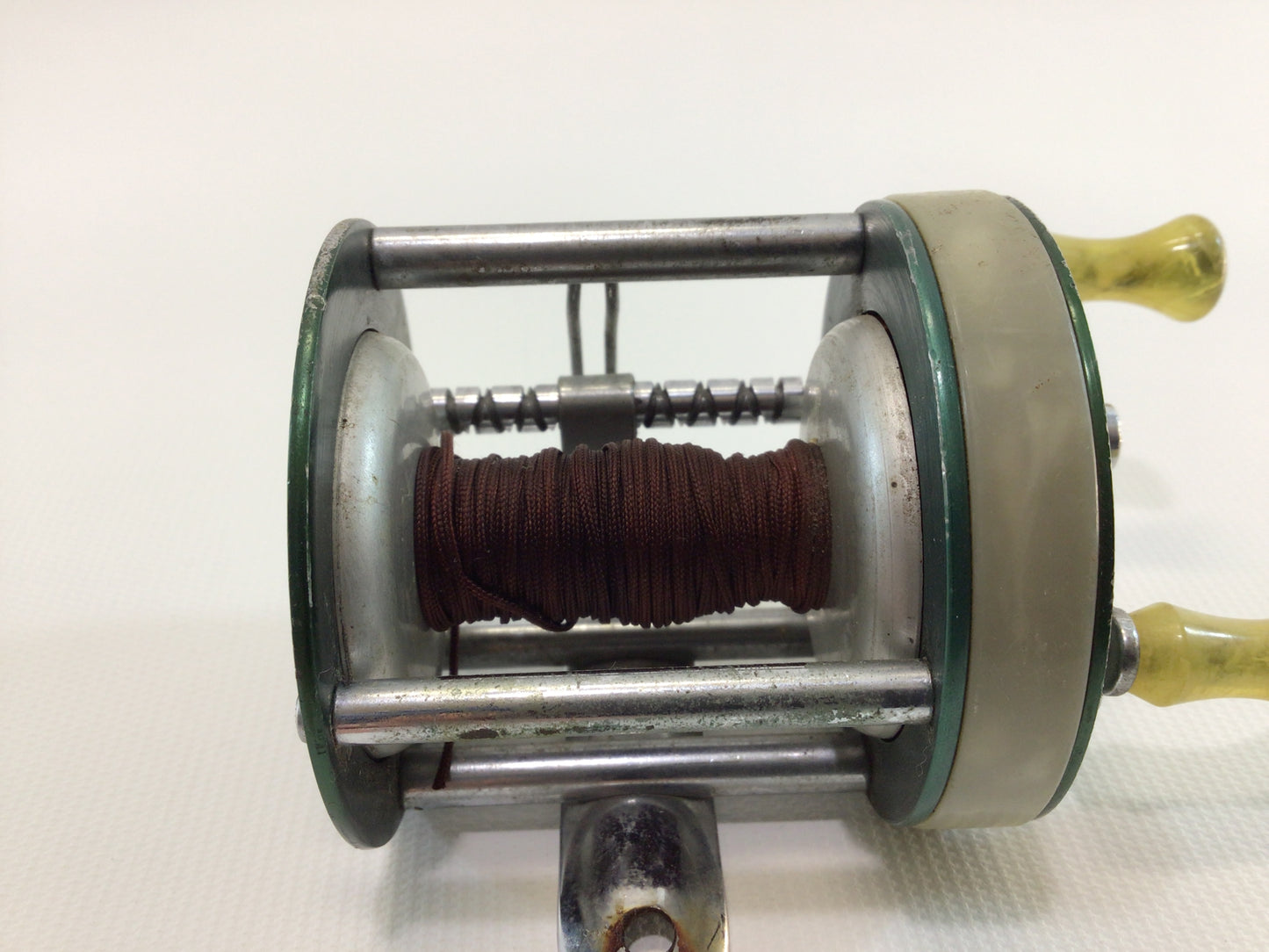 Shakespeare Wondereel Light 1921 Baitcasting Reel Fishing Tackle Vintage Outdoor Sporting Equipment