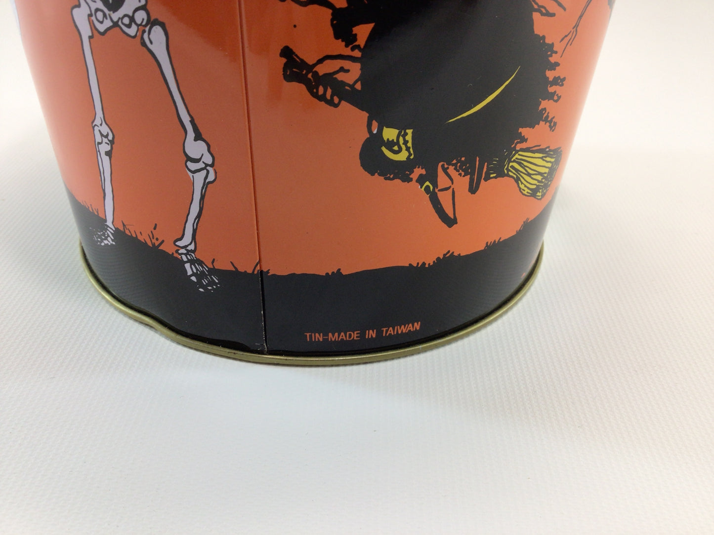 Jack O Lantern Tin Lithograph 6" Trick or Treat Pail Vintage 1980s Halloween Holiday Ephemera Made in Taiwan