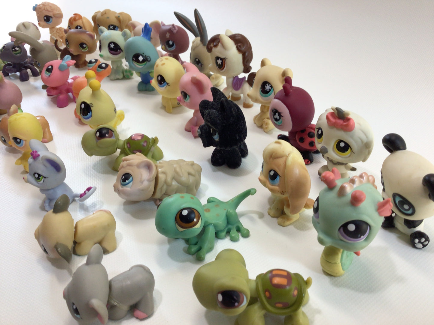 Littlest Pet Shop LPS Lot of 40 Assorted Toy Figures