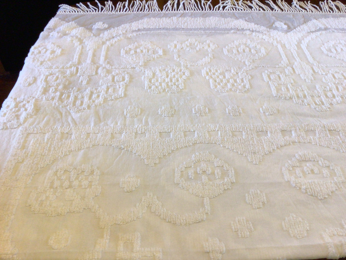 White Chenille Vintage Bedspread Coverlet Super King Size 100" x 120"