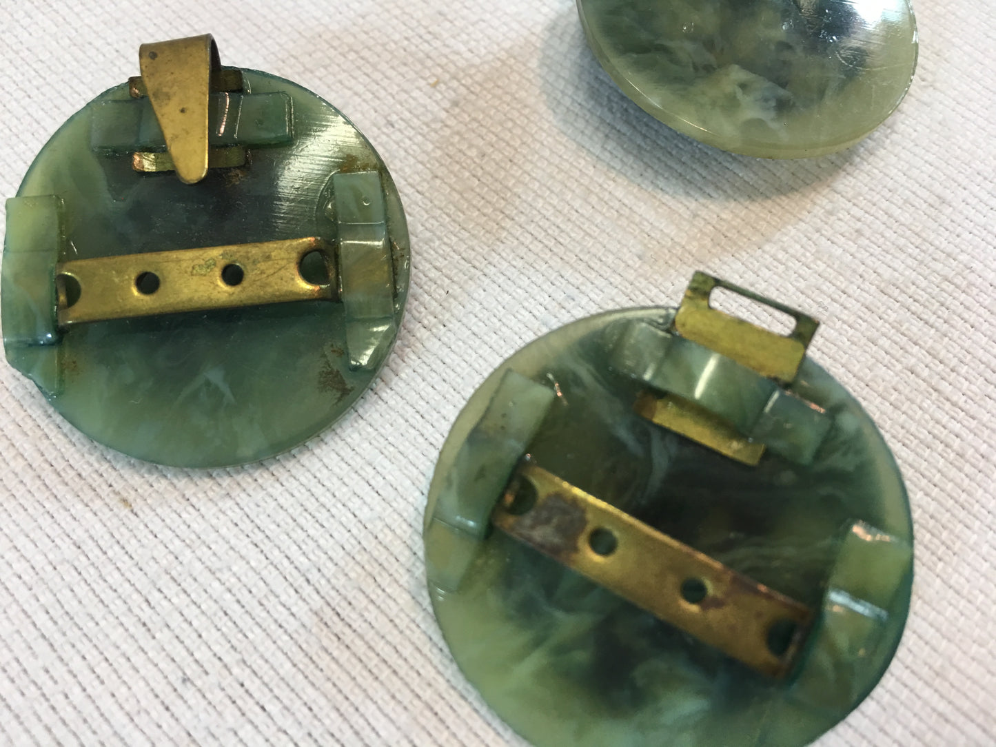 Vintage Art Deco Stick Pin Shawl Sweater Clasp Closure Accessories Set Green Plastic Modern Design Round Stacked Circles