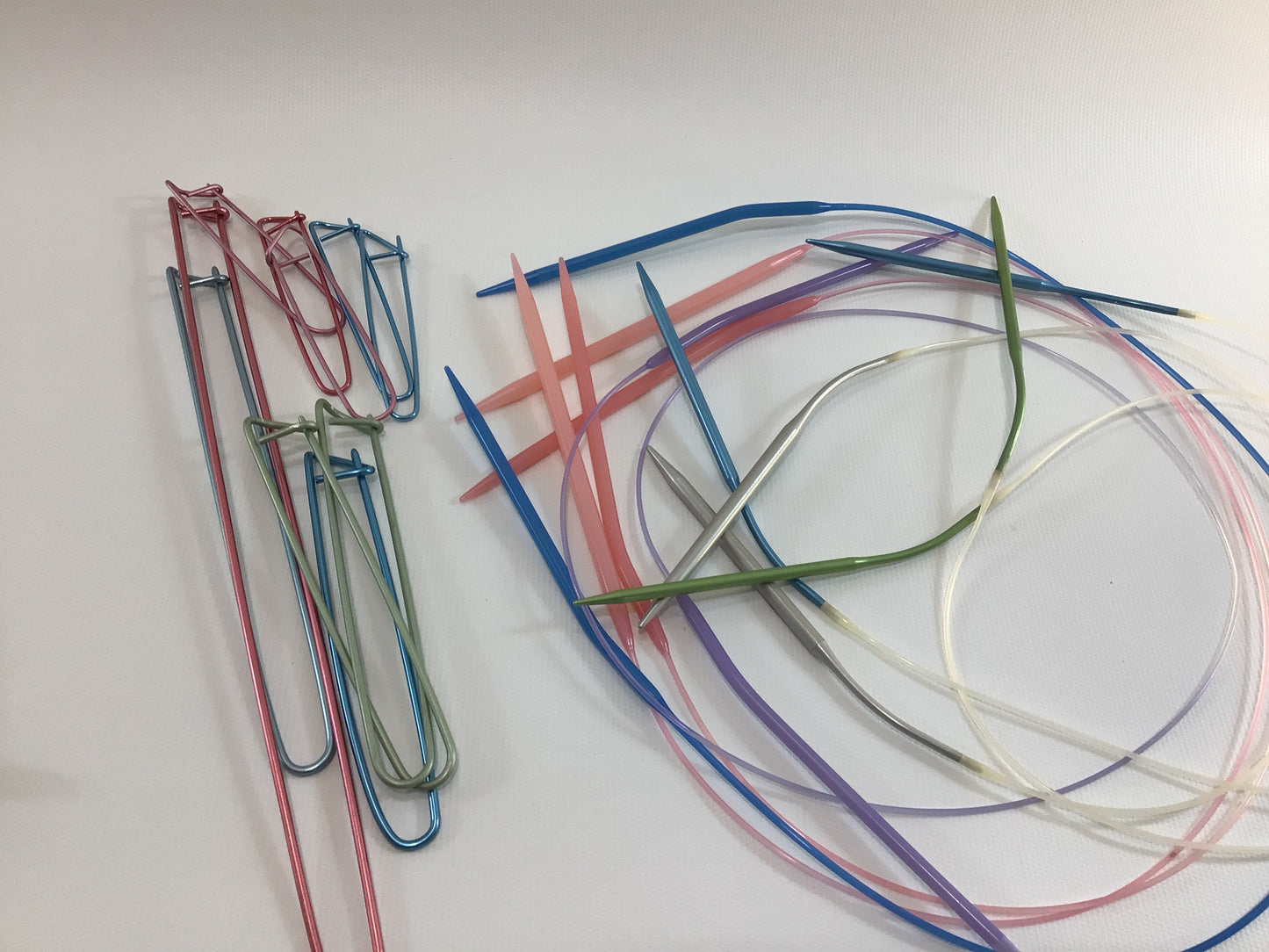 Knitting Needles and Stitch Holders Lot Boye Jumper and Assorted Circular Siizes