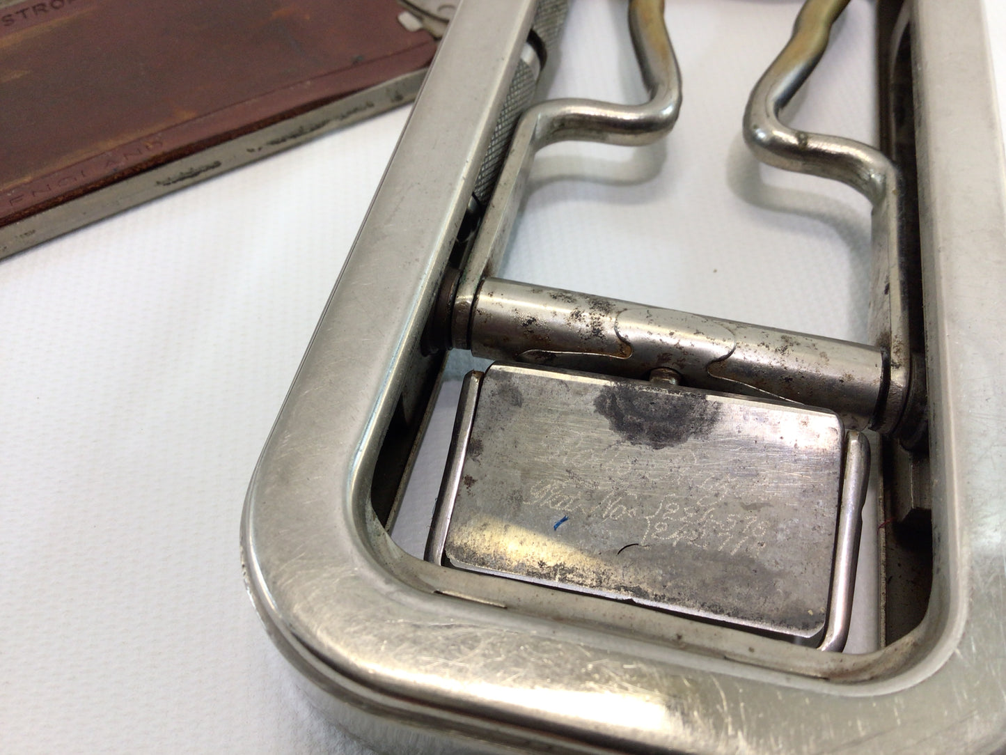 Rolls Razor Vintage 1920s Blade Stropper Nickel Chrome Finish Made in England