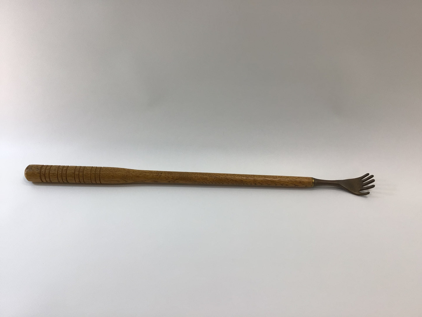 Brass Hand 19" Back Scratcher Quality Made Vintage Solid Oak Wood Handle