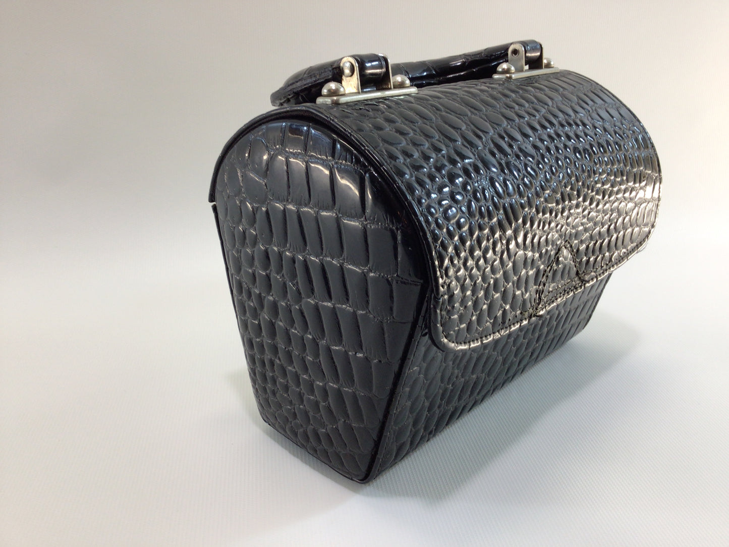 Black Faux Alligator Coffin Box Handbag Purse Vintage Mid Century Fashion Accessory