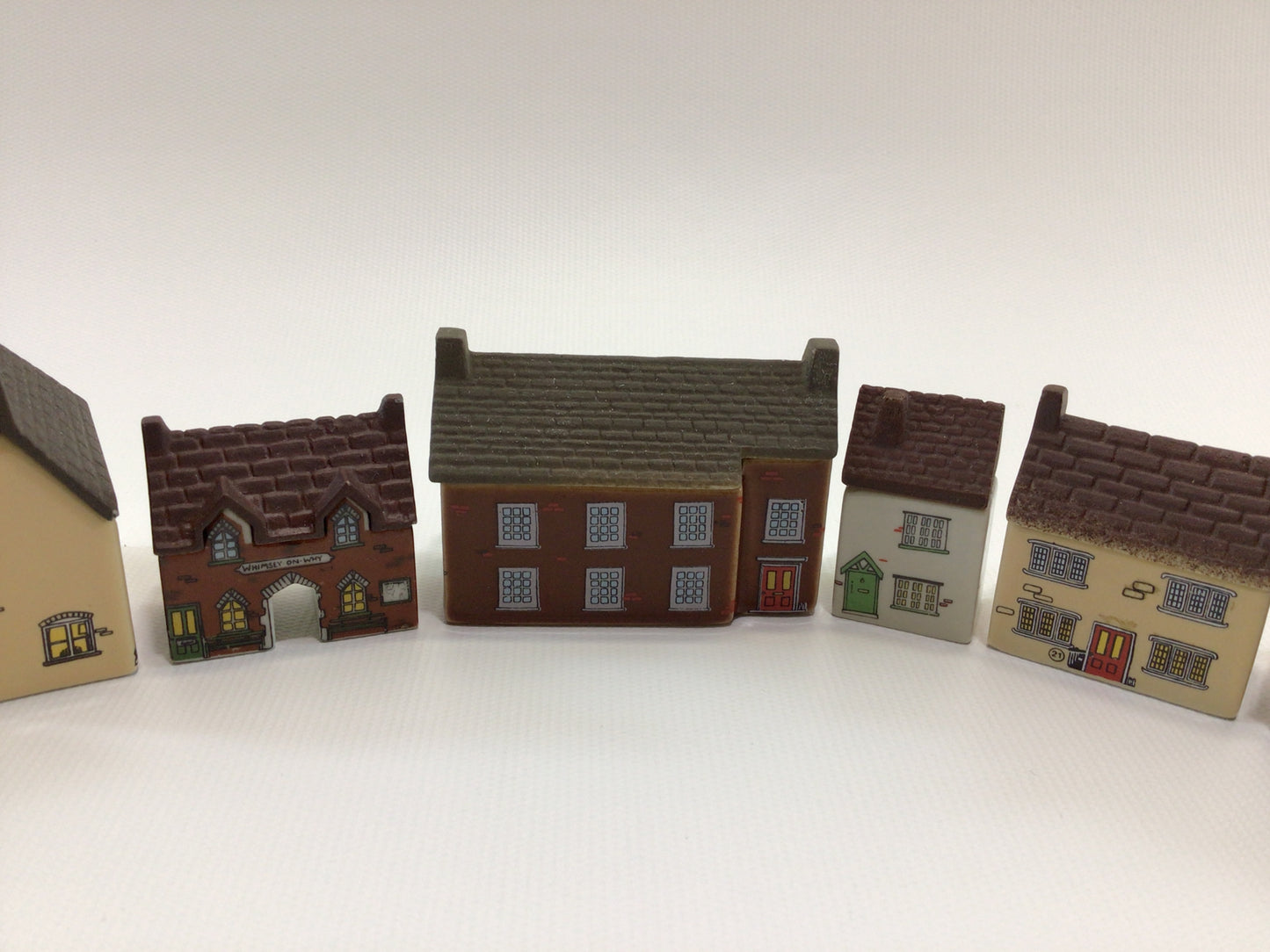 Wade Miniature Porcelain Whimsey-On-Why 1982 Set 3 Vintage Collectible Figurines Lot of 7