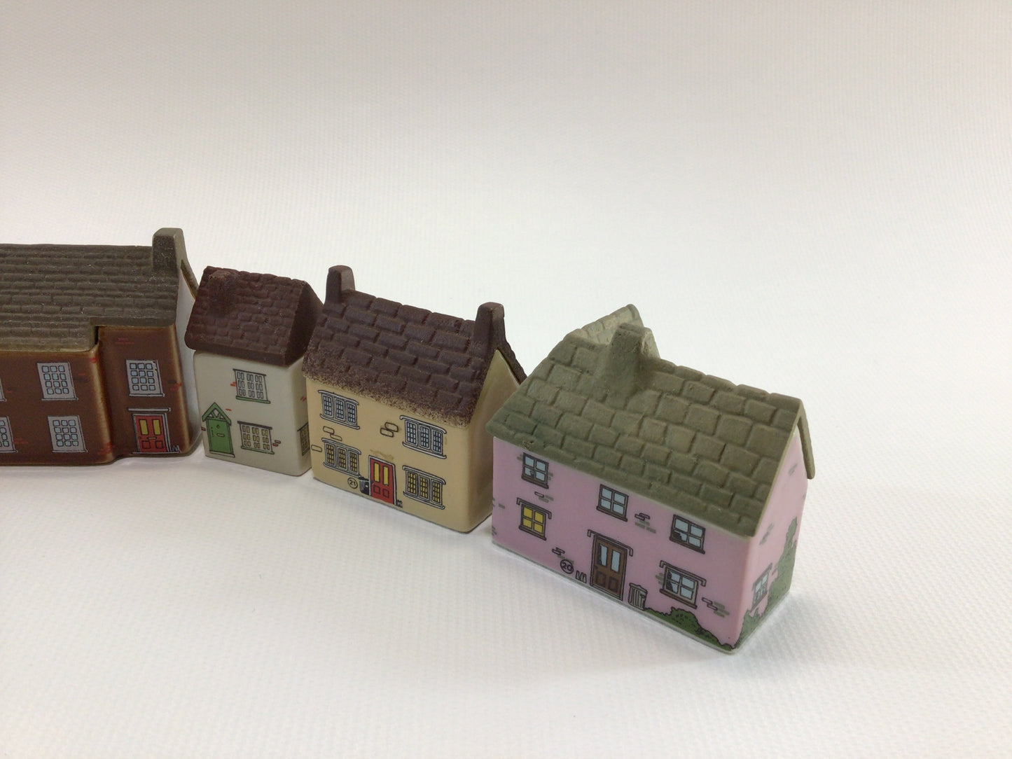 Wade Miniature Porcelain Whimsey-On-Why 1982 Set 3 Vintage Collectible Figurines Lot of 7