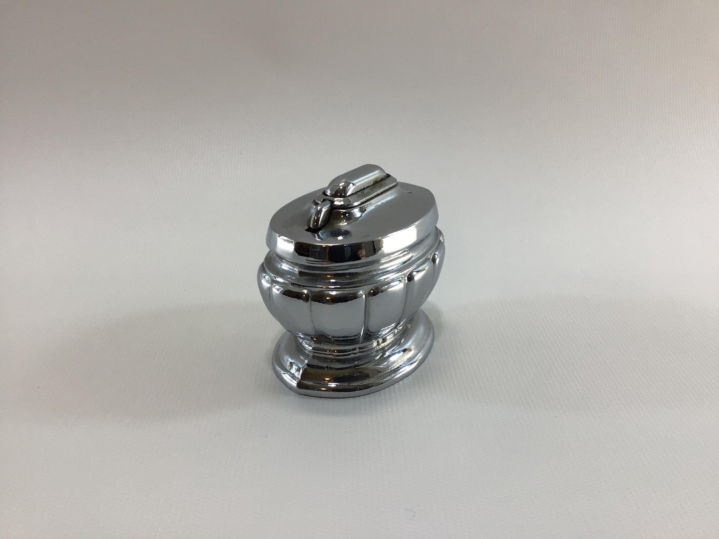 Table Lighter Mid Century Nickel Chrome Finish Quality Made Home Decor Tobacciana