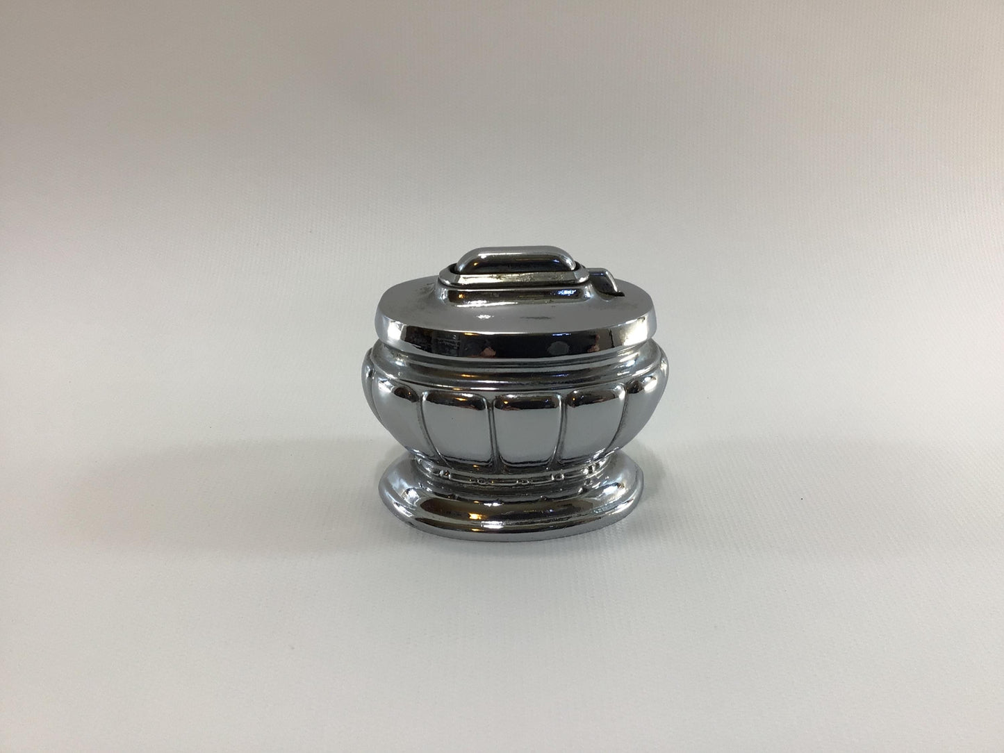 Table Lighter Mid Century Nickel Chrome Finish Quality Made Home Decor Tobacciana