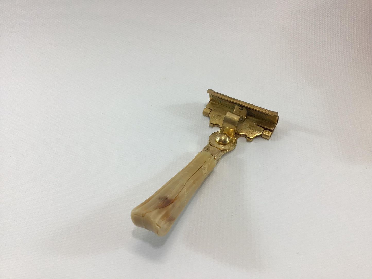 Schick Injector Razor Butterscotch Bakelite Handle Mid Century 1940's Shaving Collectible