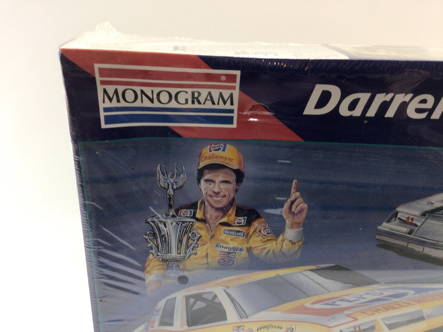 Monogram 1:24 Scale Model Kit 1994 Darrell Waltrip Combo Pepsi Cola and Mountain Dew Cars