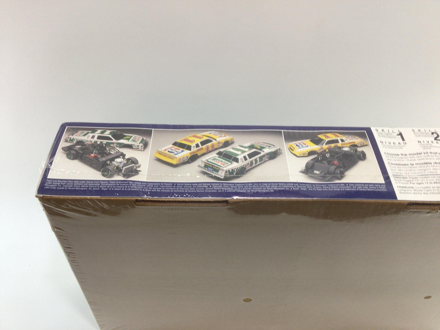 Monogram 1:24 Scale Model Kit 1994 Darrell Waltrip Combo Pepsi Cola and Mountain Dew Cars