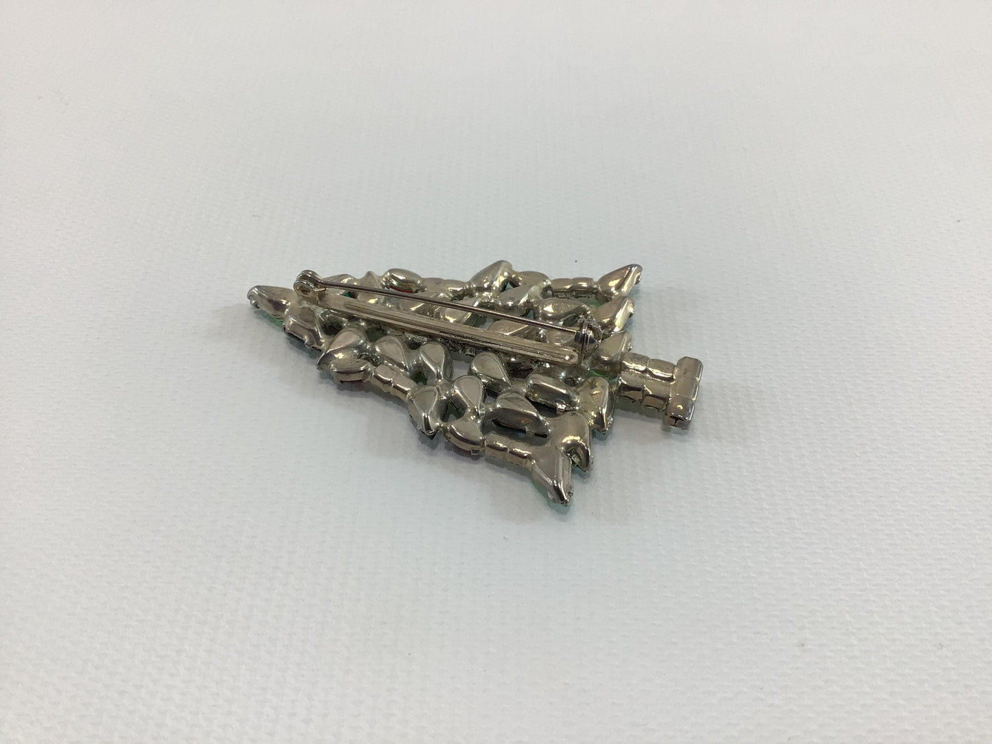 Christmas Tree Holiday Brooch Silver Tone Rhinestone Modernist Style Vintage 1960s Fashion Accessory
