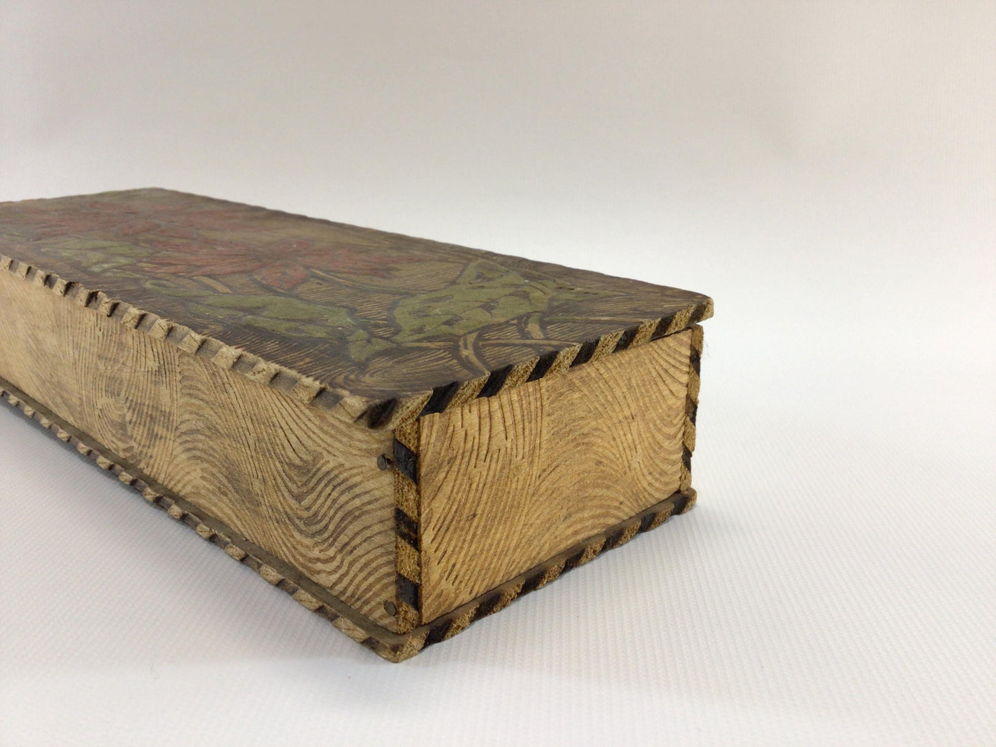 Antique Flemish Art Pyrography Cedar Glove Box Poinsettia Motif Rustic Home Decor Trinket Jewelry Storage Container