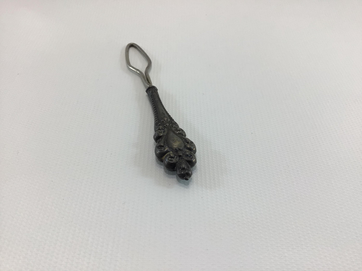 Button Hook Sterling Handle Collectible Antique Victorian 4" Hand Tool Gadget for Shoes Gloves Corsets
