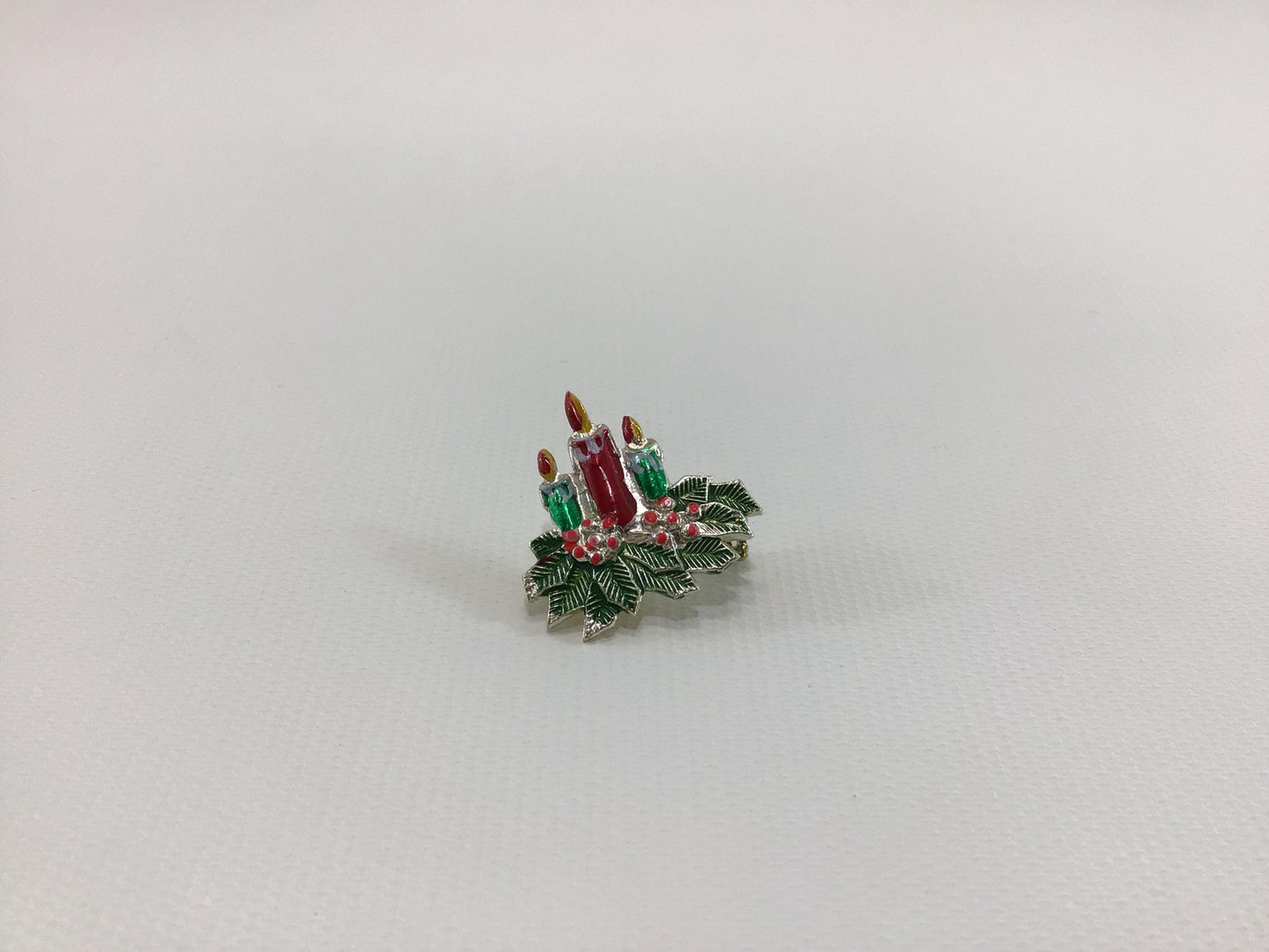 Christmas Holiday Candles Brooch Silver Tone Enamel Vintage 1990s Fashion Accessory