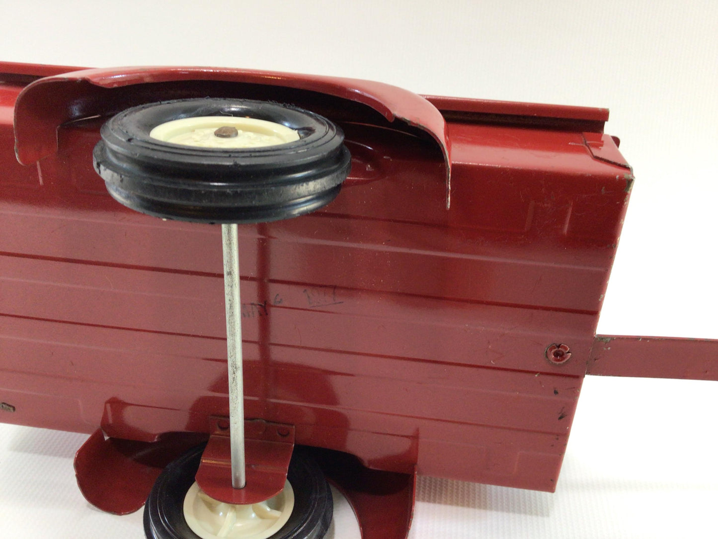 ERTL Red 1940s Style Utility Trailer Vintage Pressed Steel Toy