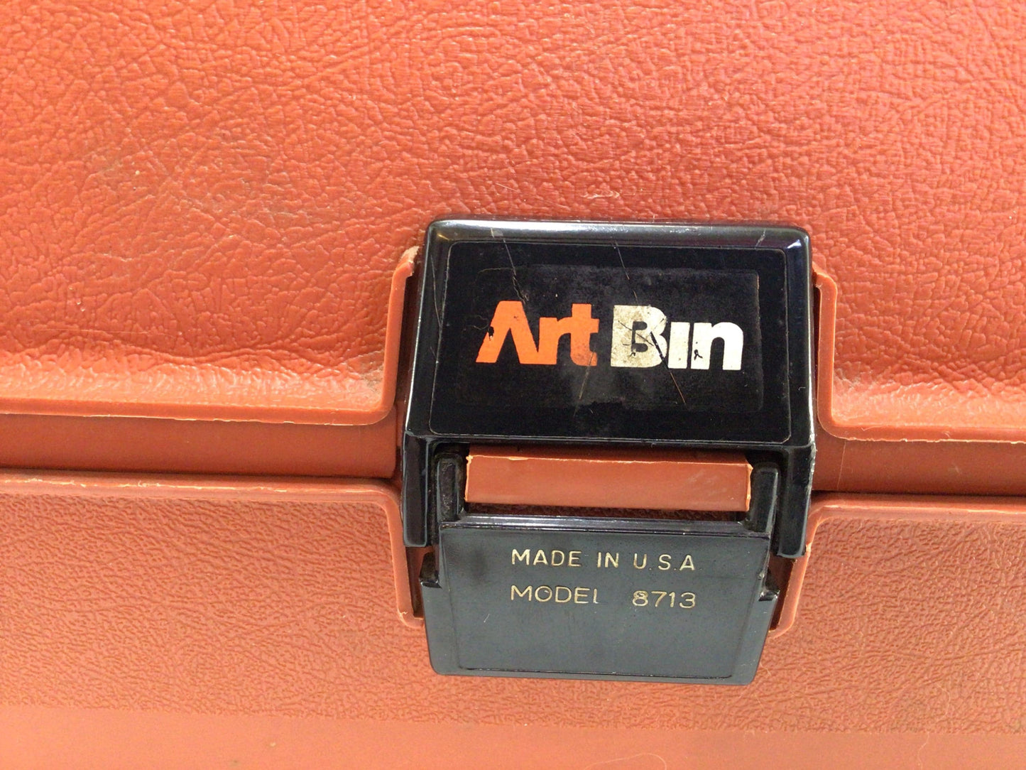 Art Supply Portable Storage Container Vlchek ArtBin Model 8713 Hard Plastic Quality Vintage Construction Box