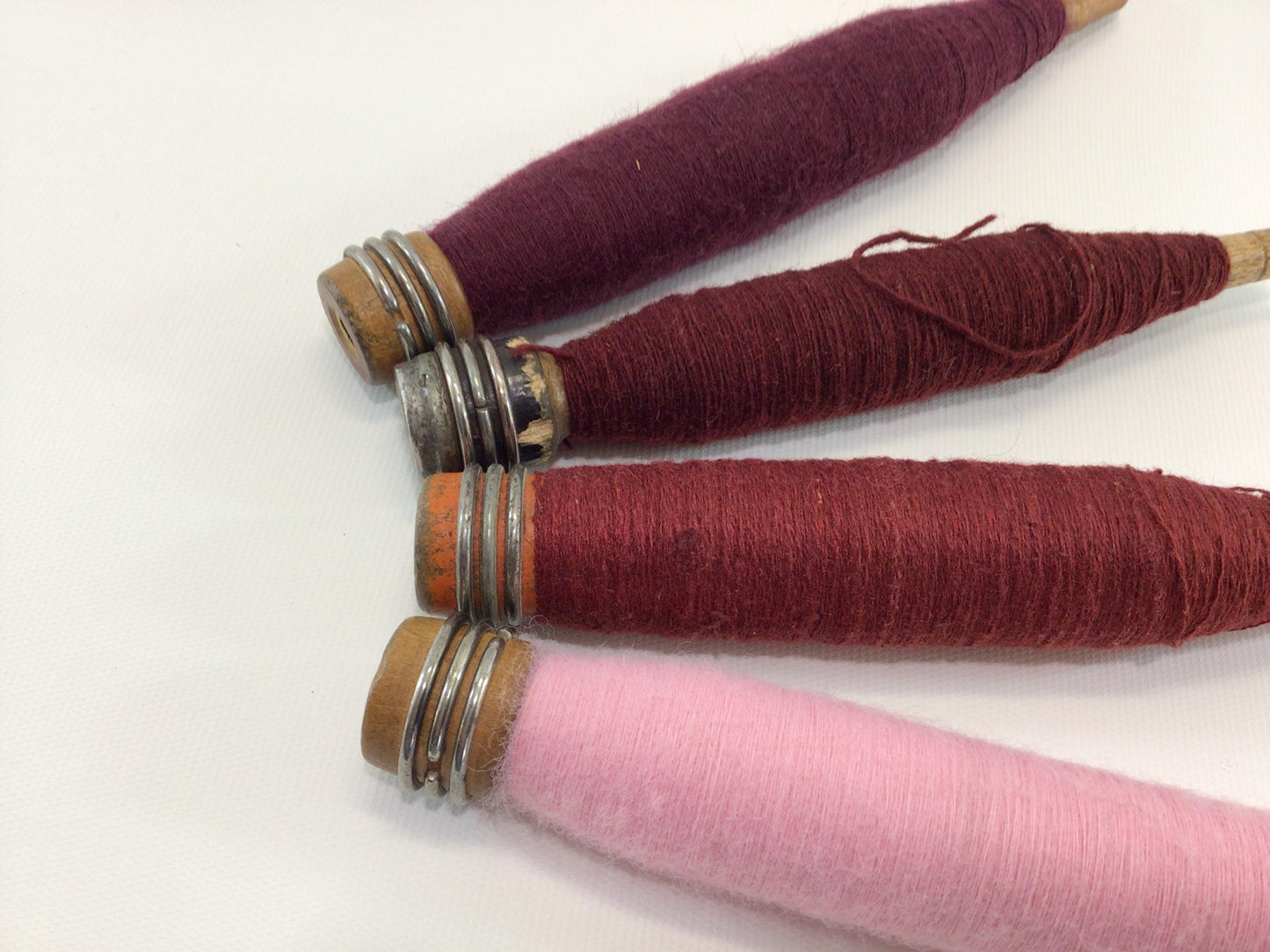 Wooden Spindle Quill Bobbin Lot of 4 Antique Primitive Rustic Textile Mill Yarn Thread Spools