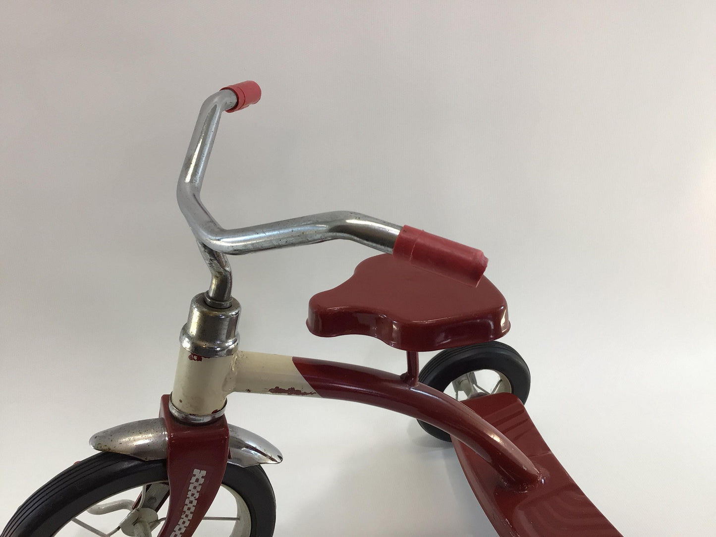 Miniature Roadmaster Tricycle Vintage Pressed Steel Toy Trike for Doll or Plush Animal Toy Display