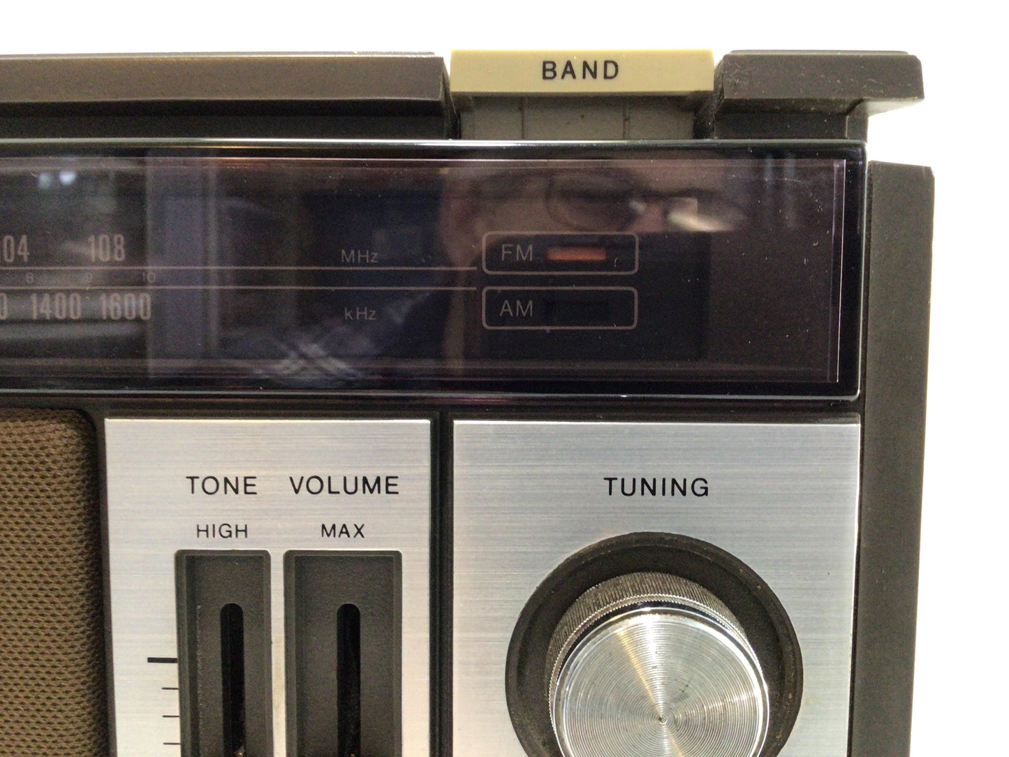 Sony High Fidelity AM/FM Radio Model ICF 9540W Vintage Electronics