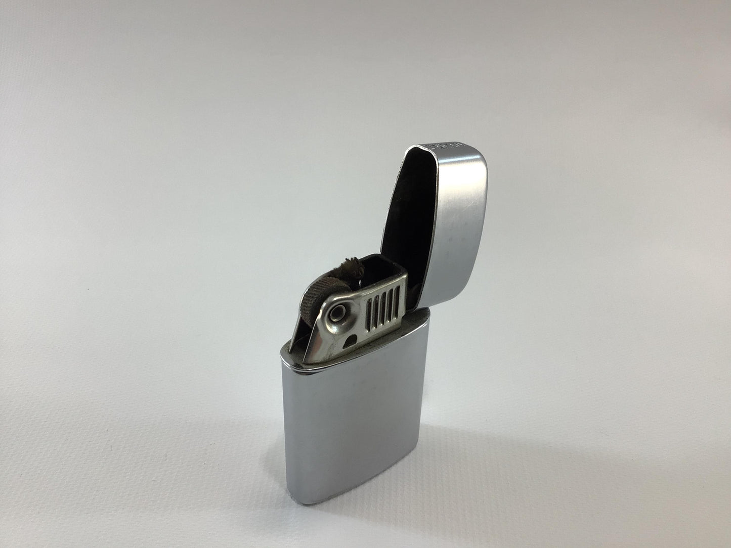 Ronson Super Windlite Vintage Fluid Cigar Cigarette Lighter Brushed Chrome Finish