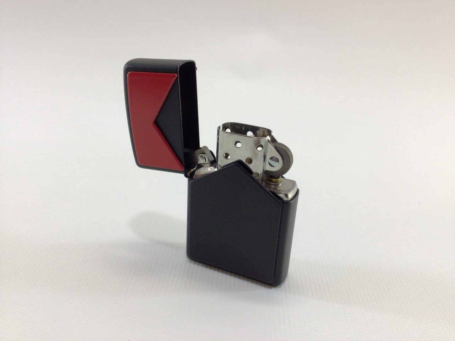 Vintage 1996 Marlboro Zippo Cigarette Lighter
