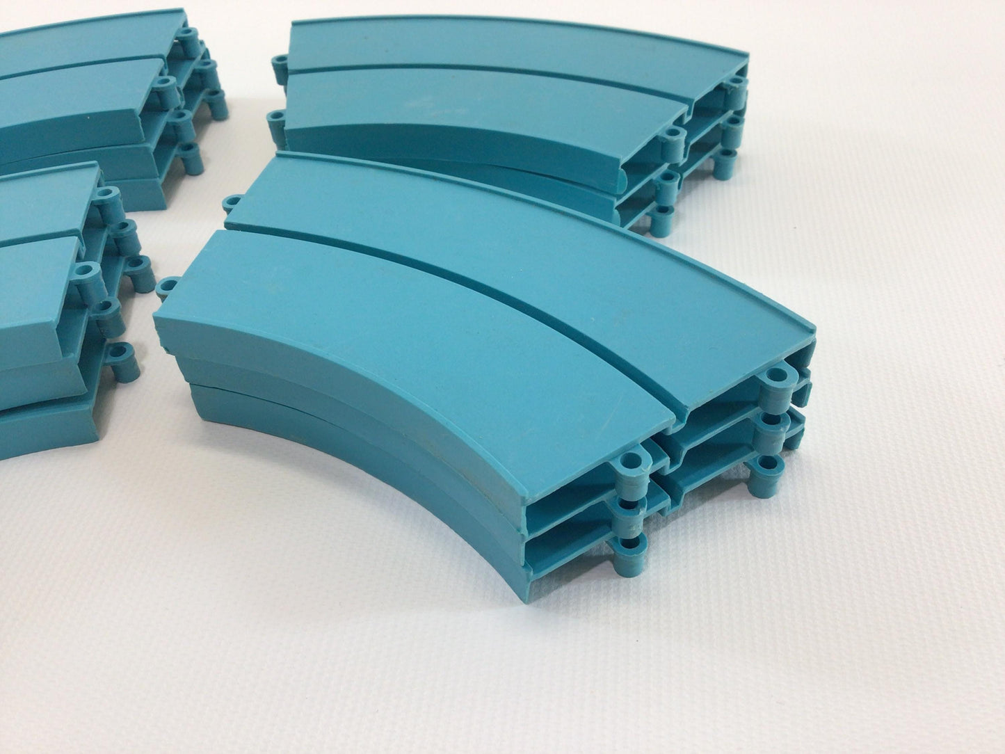 Ideal Jalopy Show Down 12 Blue Curves Vintage Toy Slot Car Track Replacement Parts Pieces