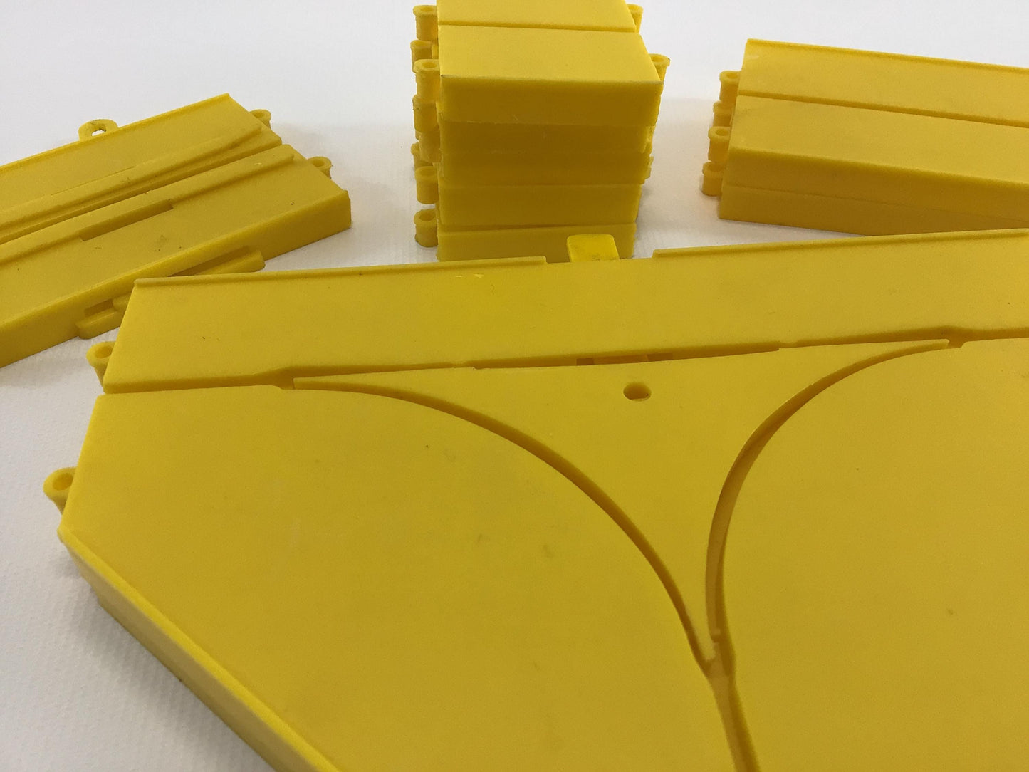 Ideal Jalopy Show Down Yellow Straights and 3 Way Intersections Vintage Toy Slot Car Track Replacement Parts Pieces