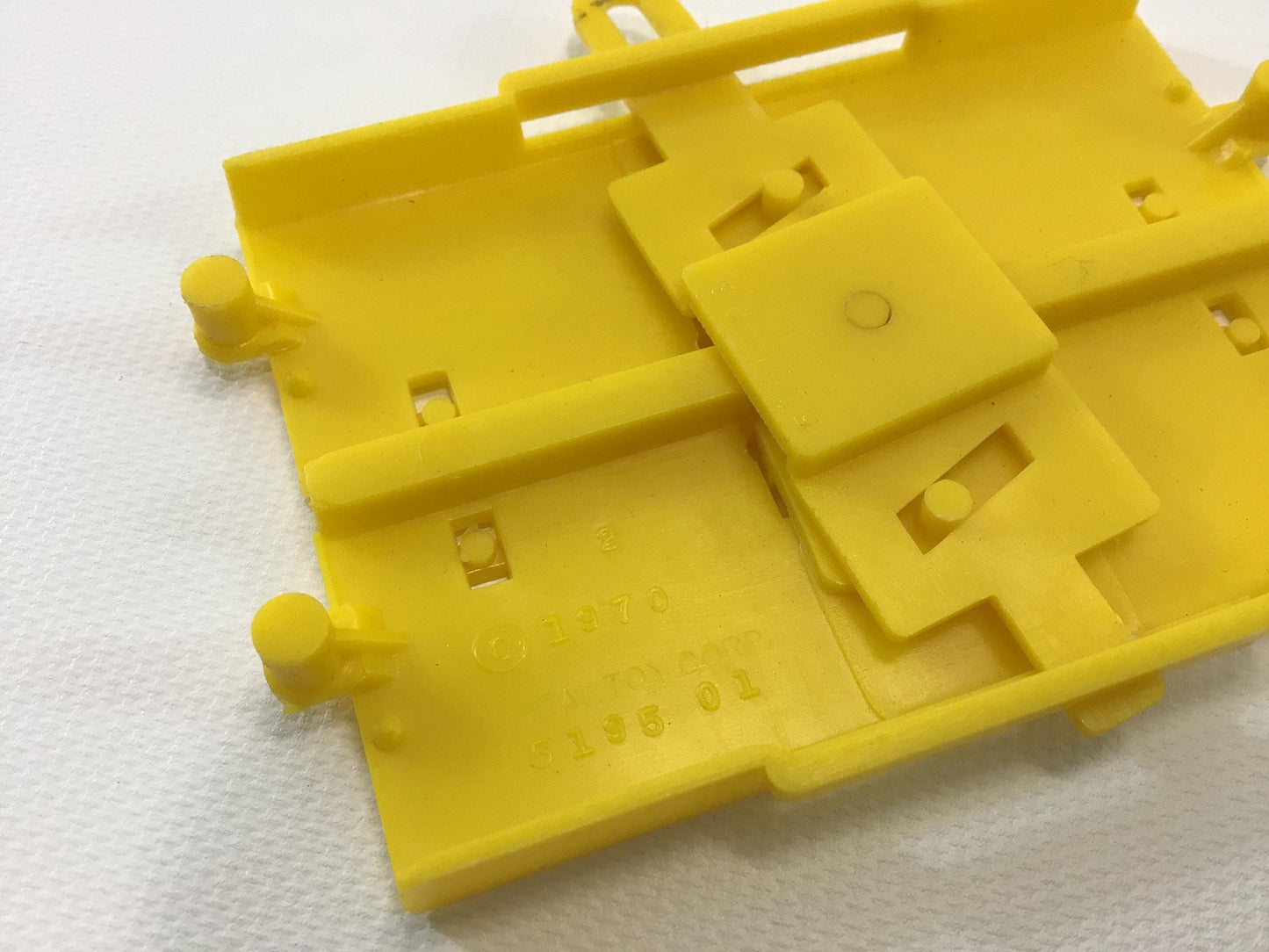 Ideal Jalopy Show Down Yellow Straights and 3 Way Intersections Vintage Toy Slot Car Track Replacement Parts Pieces