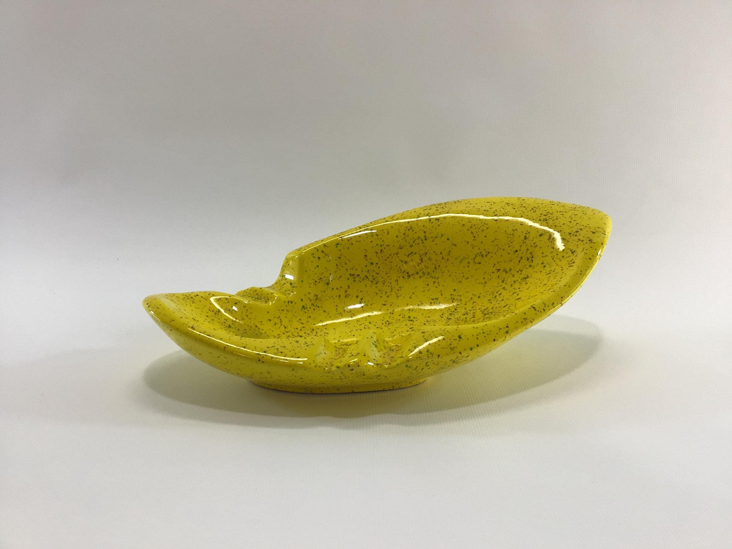 Ceramic Coffee Table Ashtray Mid Century Modern Footed Amoeba Design Brown and Green Flecked