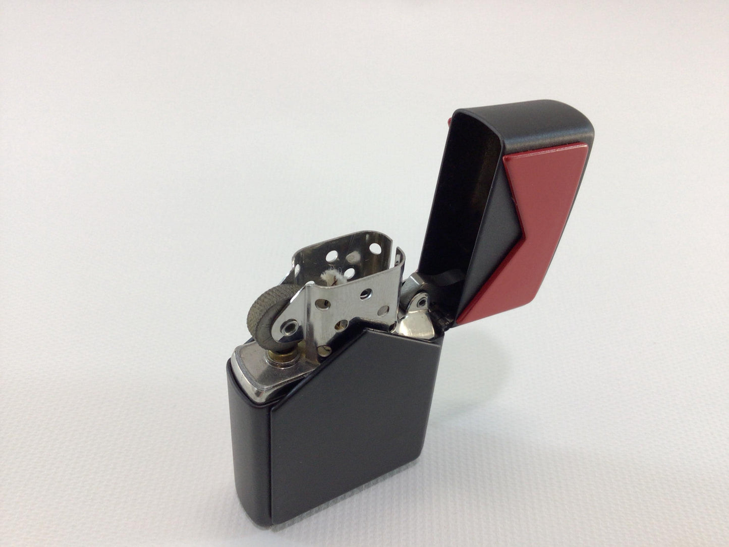 Vintage 1996 Marlboro Zippo Cigarette Lighter