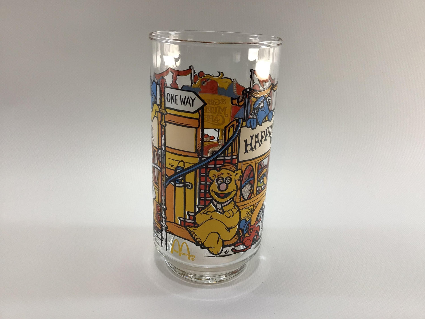 McDonald's Muppets Happiness Hotel Vintage 1981 ACL Advertising Premium Collectible Drinking Glass