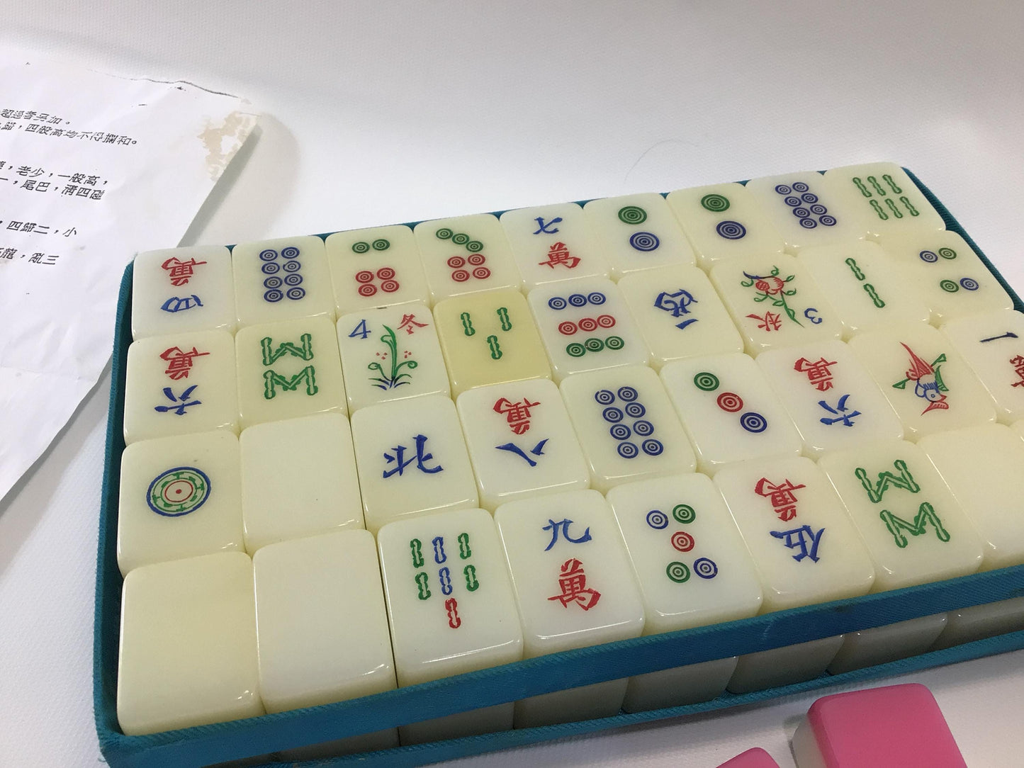 Vintage Hard Plastic Mahjong 144 Piece Tile Game Set in Zipper Travel Case
