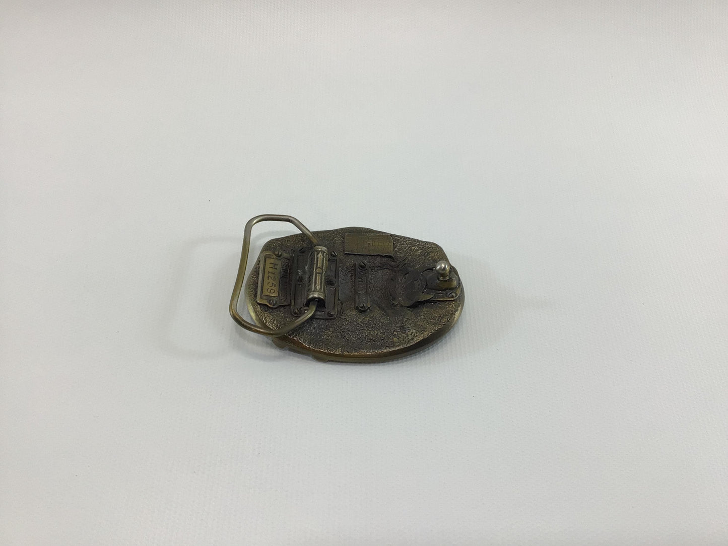 South Dakota Buffalo Brass Belt Buckle 1983 Great American Buckle Company H1259 Made in USA Quality Vintage Fashion Accessory