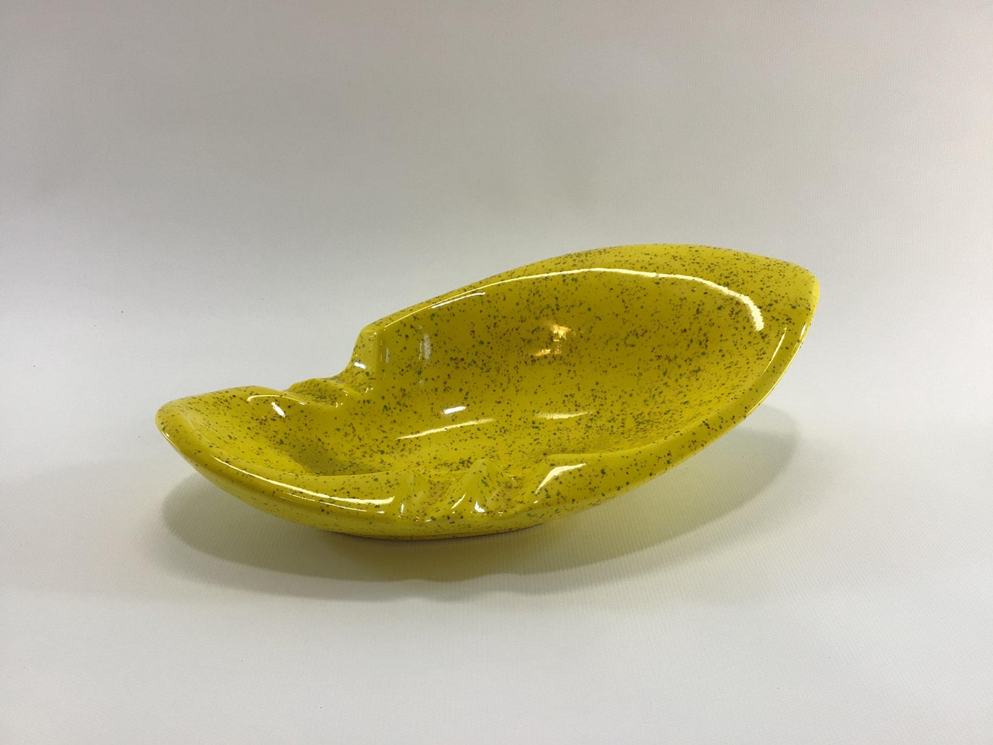 Ceramic Coffee Table Ashtray Mid Century Modern Footed Amoeba Design Brown and Green Flecked