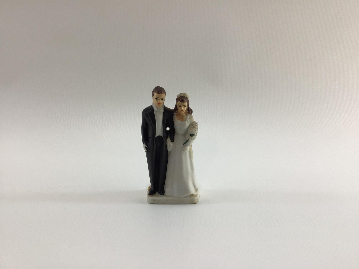 Chalkware Wedding Cake Topper 4" Mid Century 1950's Bride and Groom