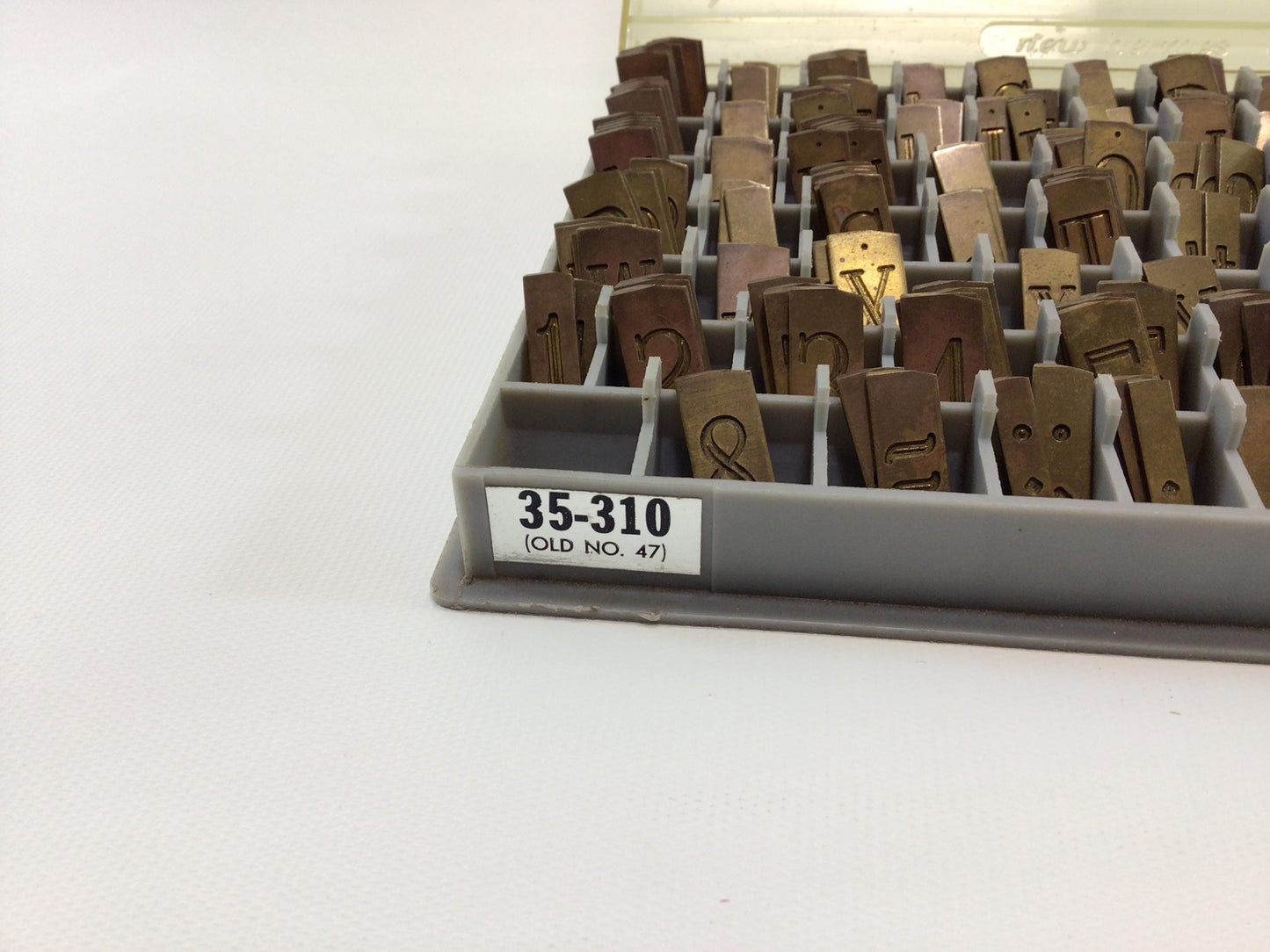 New Hermes Brass Engraving Font Set No 35-310 Double Line Block Upper and Lower Case