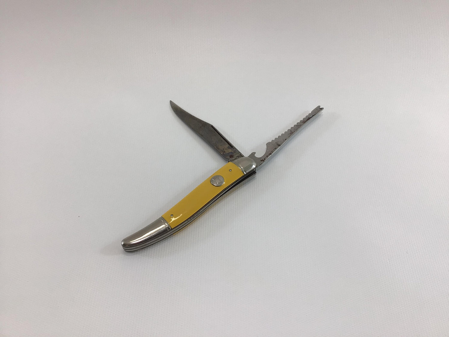 Imperial Fish Knife Vintage 2 Blade Made in USA Fishing Tackle Pocket Knife