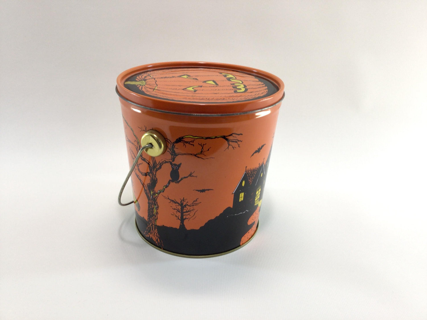 Jack O Lantern Tin Lithograph 6" Trick or Treat Pail Vintage 1980s Halloween Holiday Ephemera Made in Taiwan