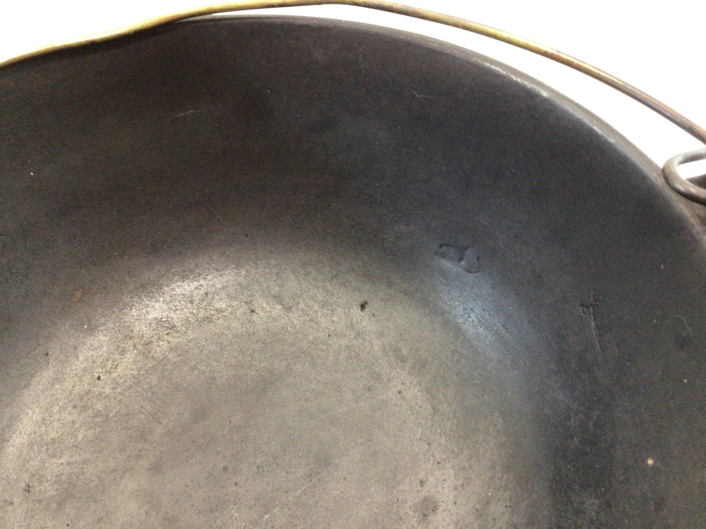 Cast Iron No 3 Scotch Bowl with Gate Mark and Heat Ring Antique Country Kitchen Farmhouse Decor